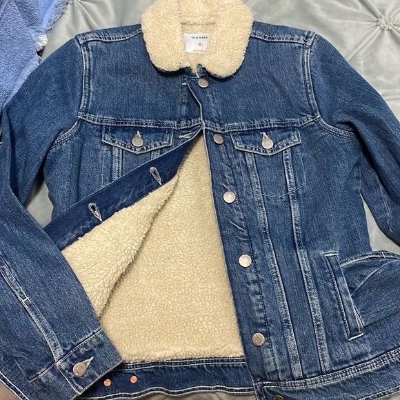 Old Navy Denim Sherpa Denim Jacket. - Picture 9 of 9